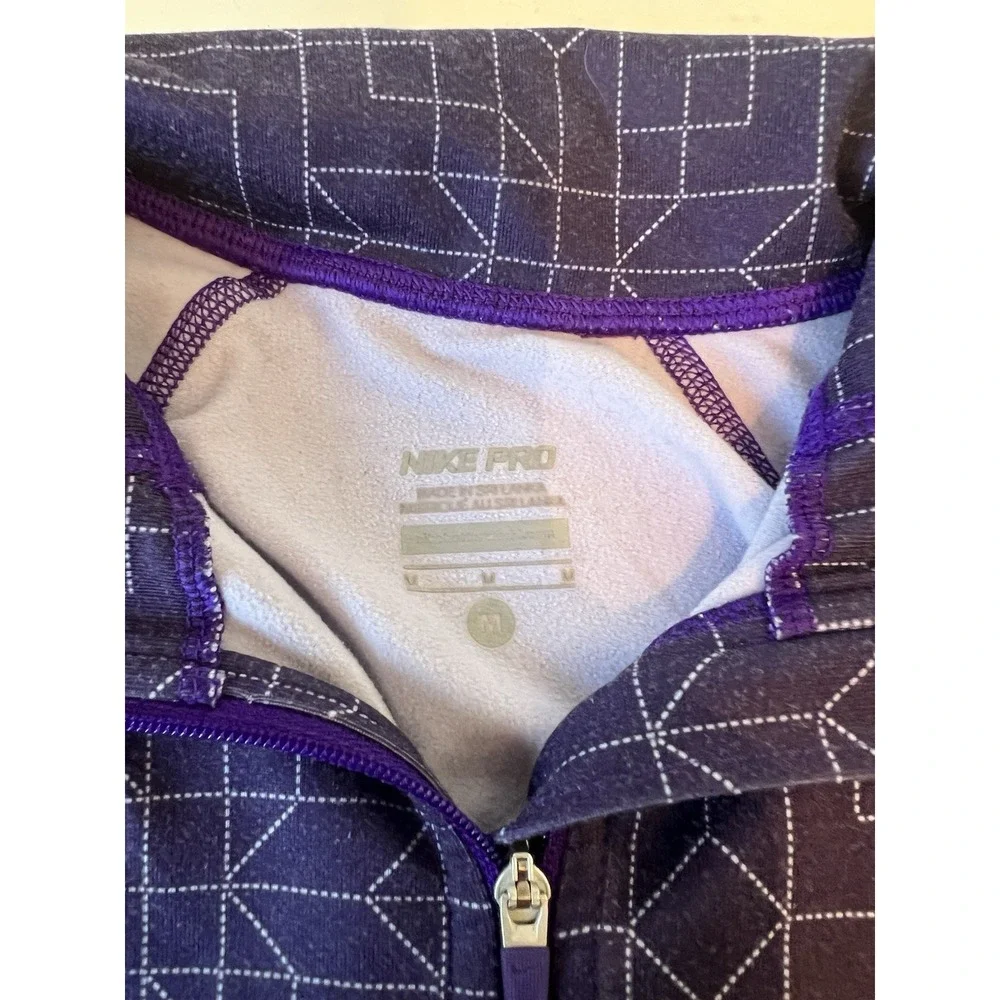 Nike Pro‎ Dri-FIT Pullover Women M 1/2 Zip Purple Geometric Training Long Sleeve